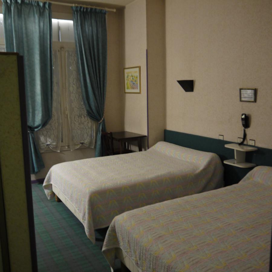 לורדה Hotel Saint-Charles מראה חיצוני תמונה