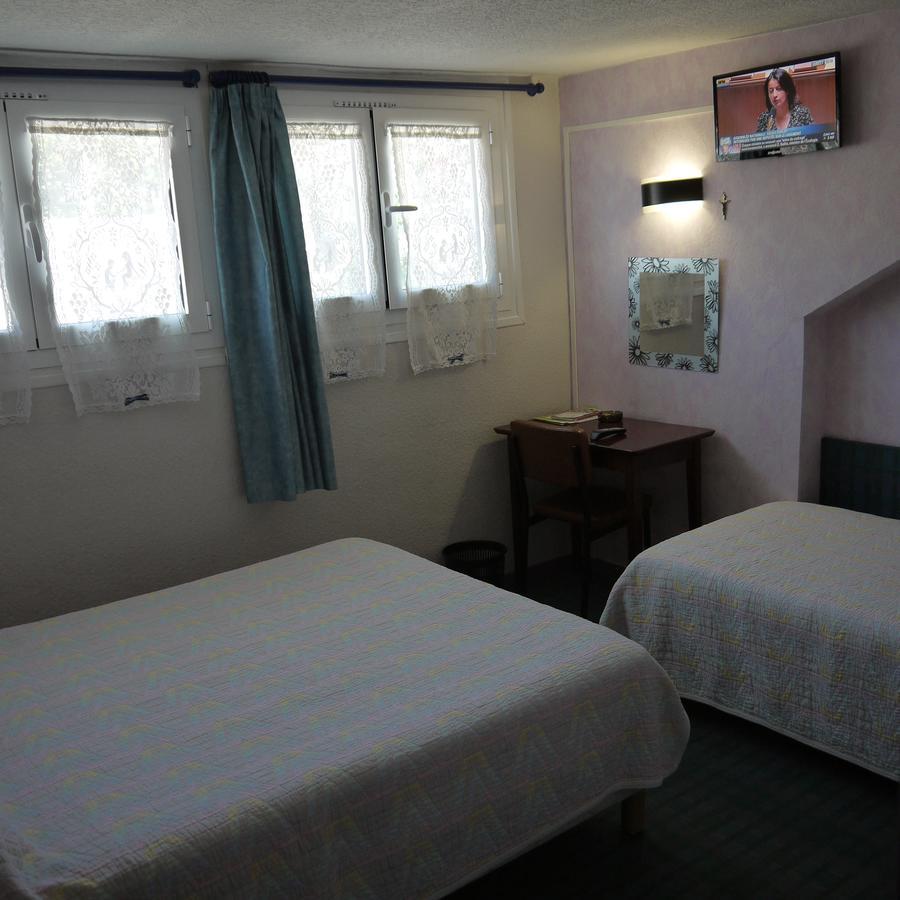 לורדה Hotel Saint-Charles מראה חיצוני תמונה