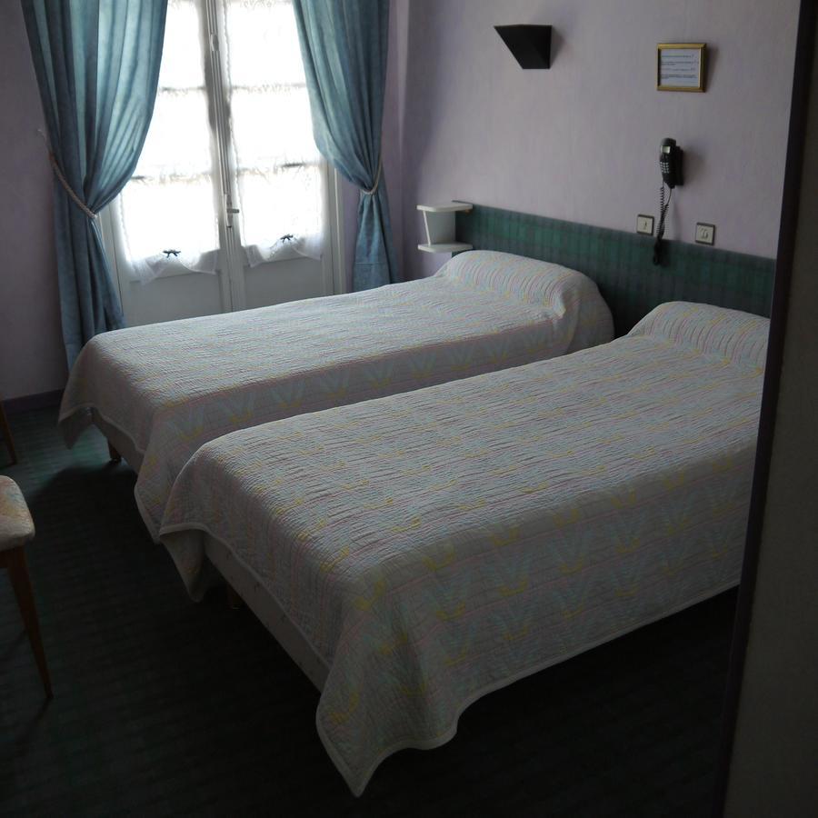 לורדה Hotel Saint-Charles מראה חיצוני תמונה